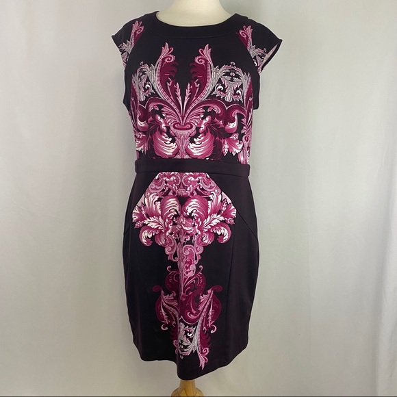 New York & Company Dresses & Skirts - 💕SOLD💕New York & Co Stretch Purple Floral Dress